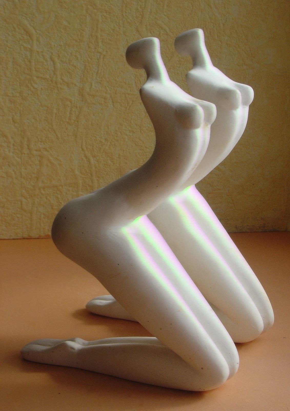 Adoration, sculpture